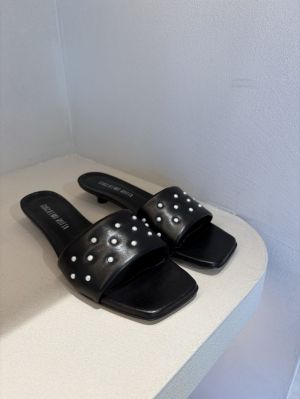 HARRIET NAPPA black
