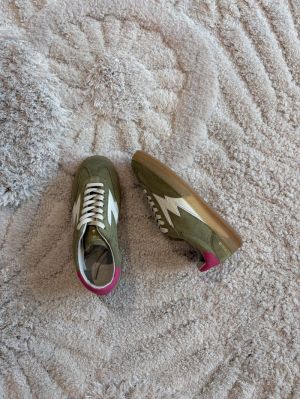CL047 pink nabuk