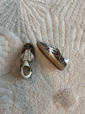 CL071 almond backtab