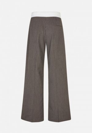 NEYAT dark brown pins