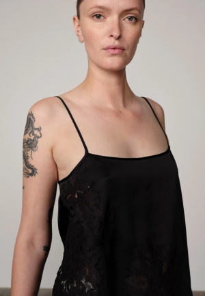 FRIDA black
