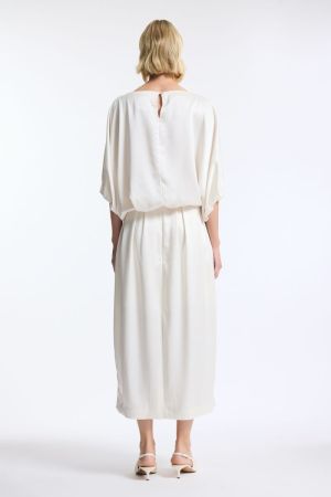 IVIE winter white