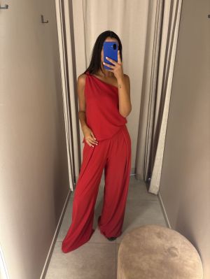 MOIRA red