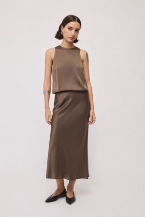 DN6124 mocca