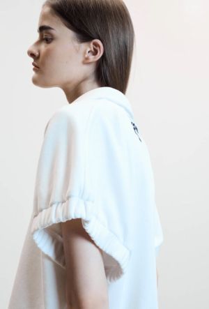 MELLIE SWEAT white