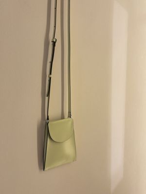 BILLIE PHONE POUCH pistachio