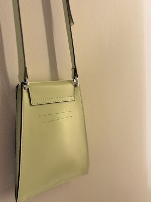 BILLIE PHONE POUCH pistachio