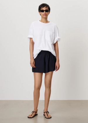 LOOSE FIT white