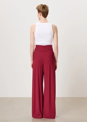 ERIE PANTS ruby red