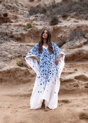 FRIDA PETALS white