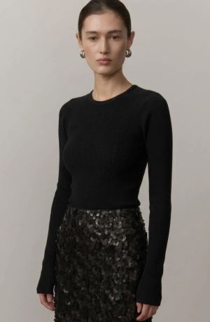 CAMIL black