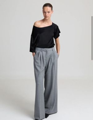 DAPNE black