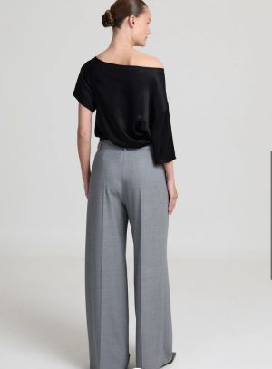 DAPNE black