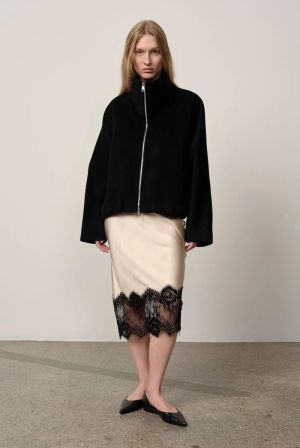 BRANCA black