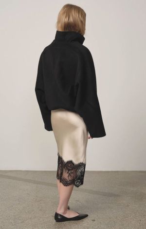 BRANCA black