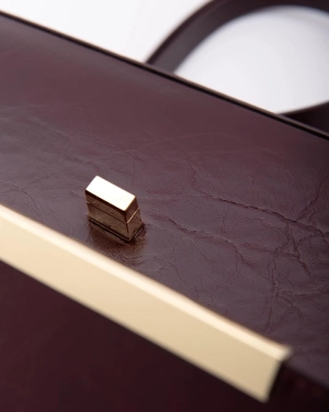 366667 A6110 merlot